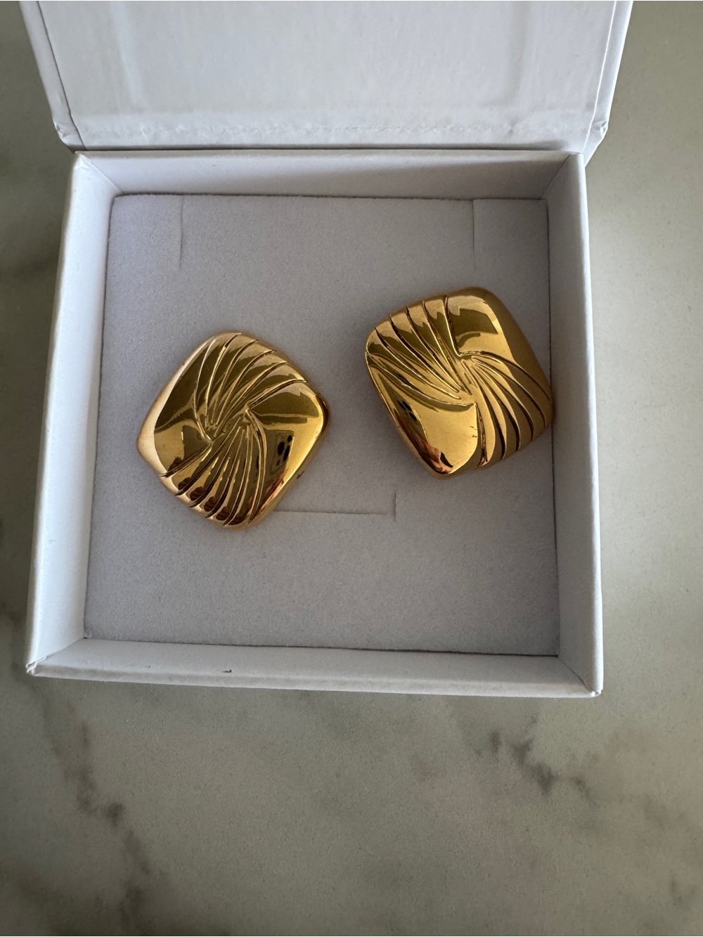 Heaven Mayhem VASE Gold Earrings